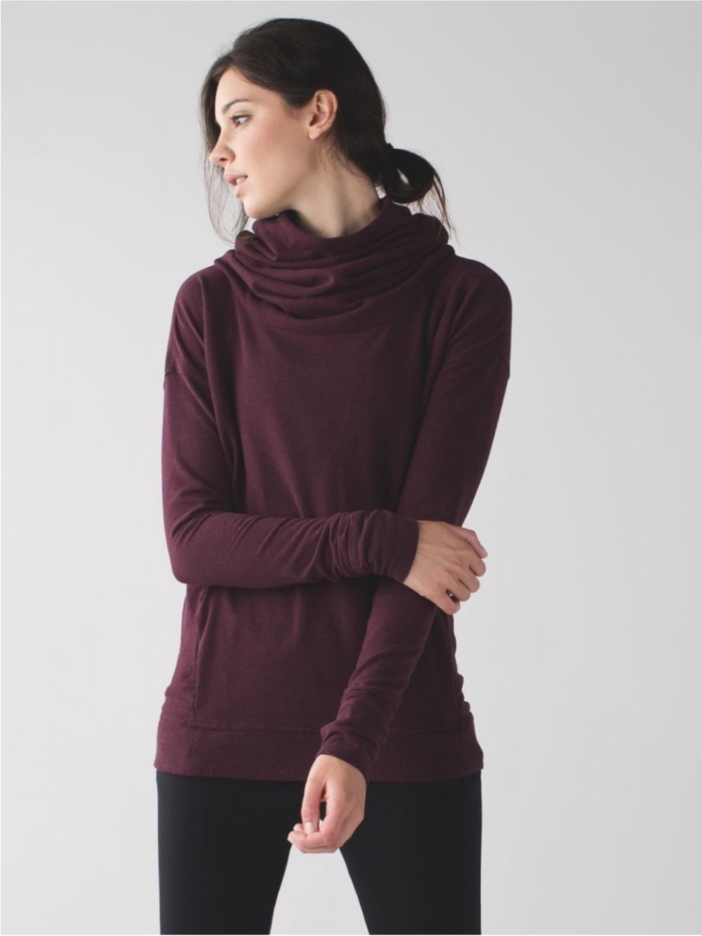 Lululemon Stress Less Hoodie Heathered Bordeaux
Drama Small